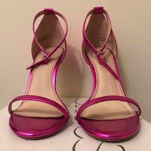 Metallic Pink Single Strap Sandal